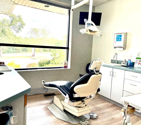 Kansas City Smiles & Co, Wesley Christian DDS - Blue Springs, MO