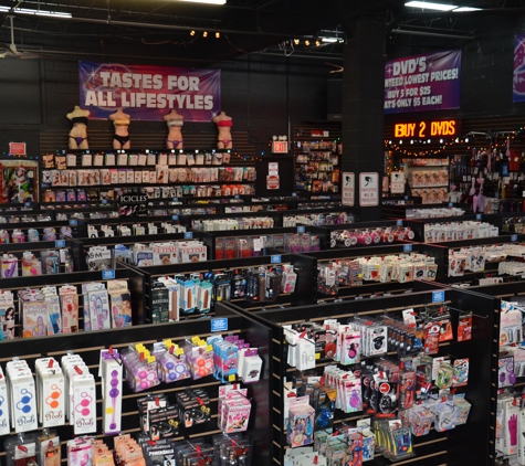Romantic Depot Mega Store Bronx NYC - Bronx, NY