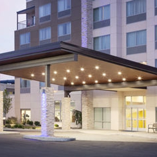 Holiday Inn Express & Suites Sandusky - Sandusky, OH