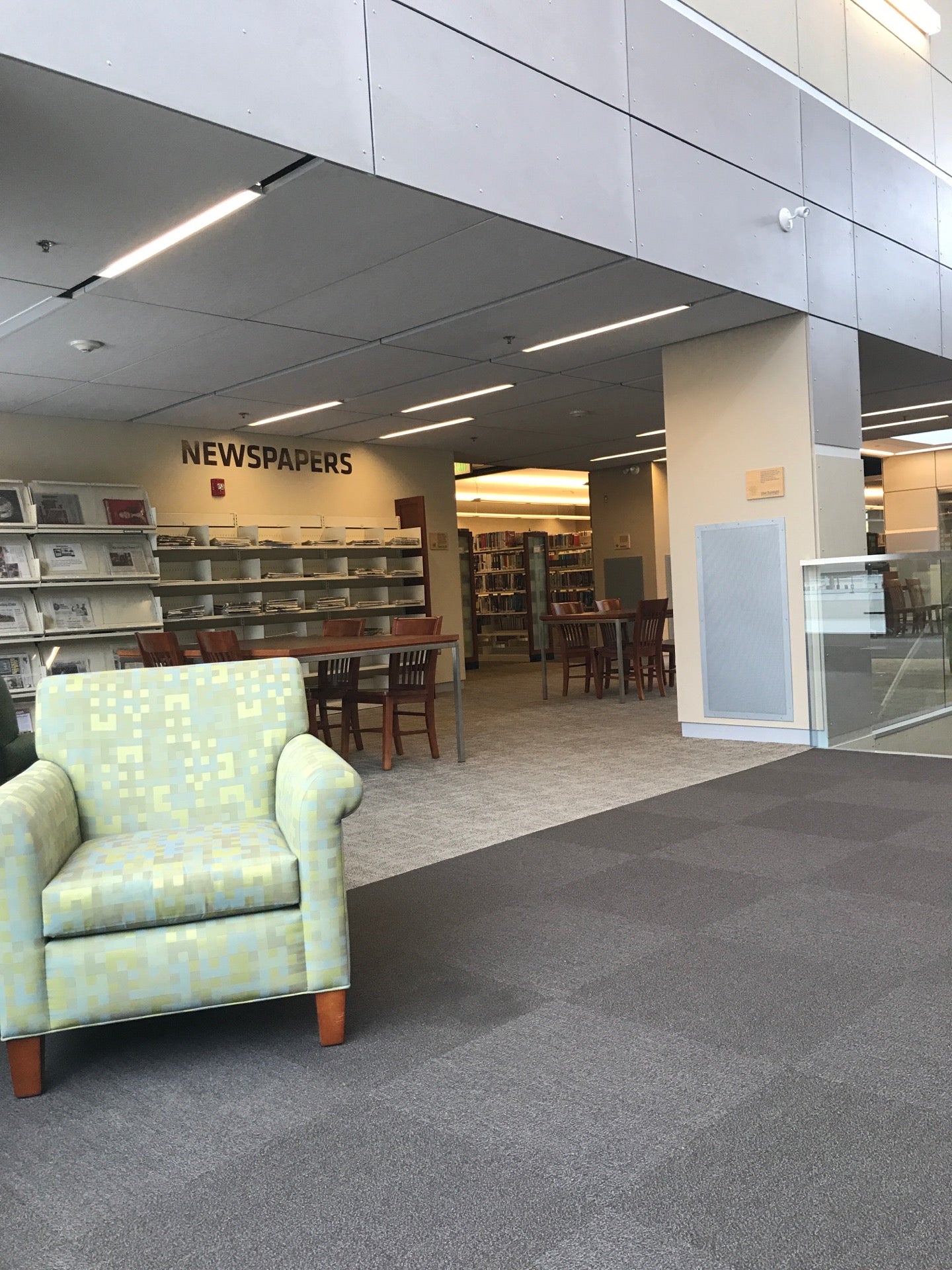 Walpole Public Library - Walpole, MA 02081