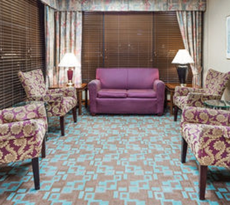 Baymont Inn & Suites - Clarksville, TN