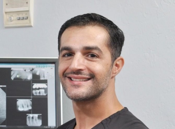 A Comprehensive Dentistry - Bonita Springs, FL