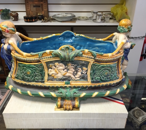 Antiques & Collectibles Buyers, LLC - Bogota, NJ