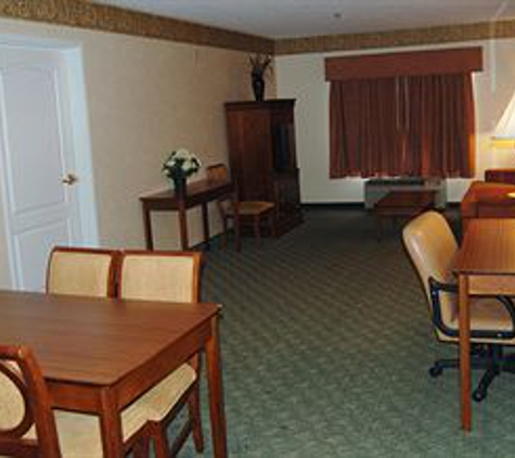 Red Roof Inn - Berea, KY