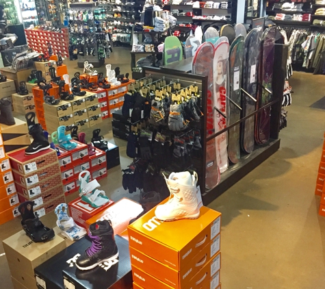 Zumiez - Grand Junction, CO