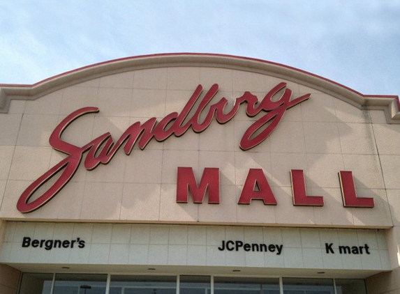 Sandburg Mall - Galesburg, IL