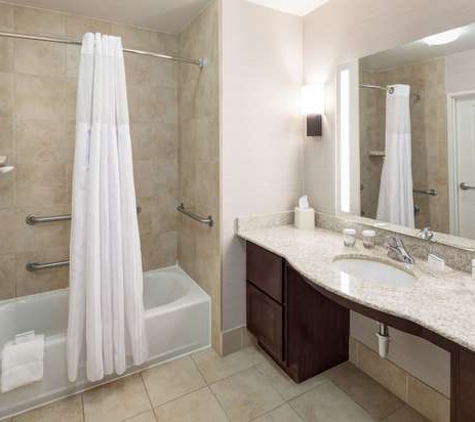 Homewood Suites by Hilton El Paso Airport - El Paso, TX