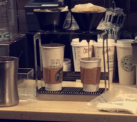 Starbucks Coffee - Saint Louis, MO