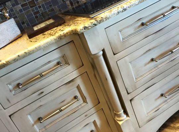 Royalty Cabinets & Furniture Refinishing - Paragould, AR