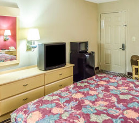 Econo Lodge - Pine Grove, PA