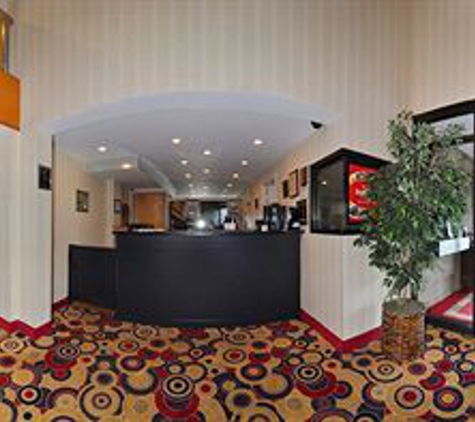 Econo Lodge - Arlington, VA