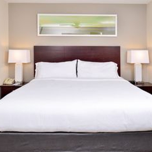 Holiday Inn Express & Suites Lafayette - Lafayette, LA