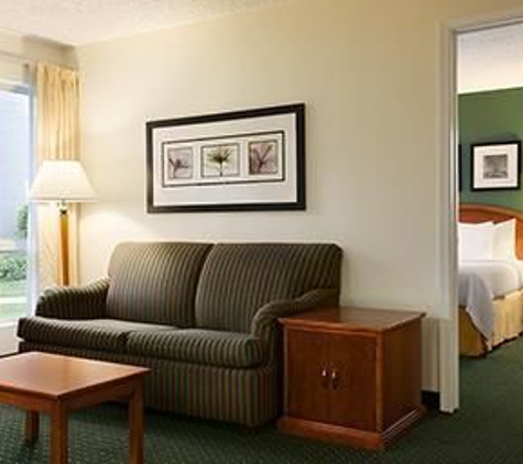 Hawthorne Suites by Wyndham - Philadelphia, PA