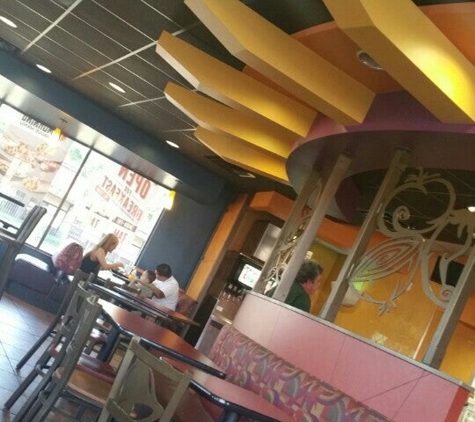 Taco Bell - Riverside, CA