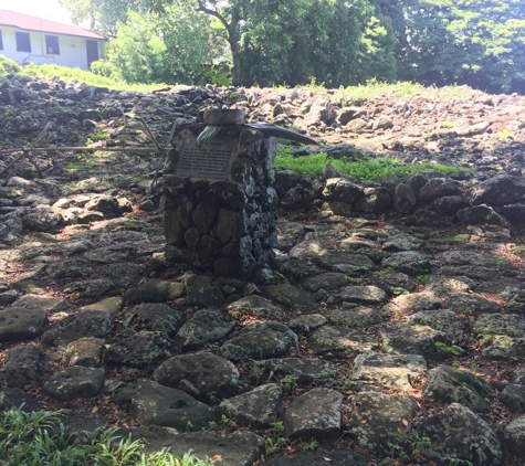 Ulupo Heiau State Monument - Kailua, HI