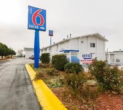 Motel 6 - North Platte, NE