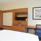 Holiday Inn Express & Suites Millington-Memphis Area