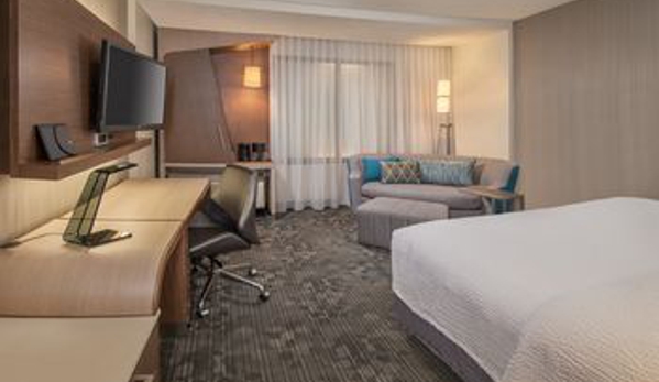 Courtyard by Marriott - El Cajon, CA