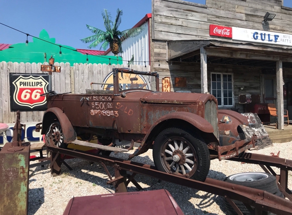 Route 66 Motorheads Bar, Grill & Museum - Springfield, IL