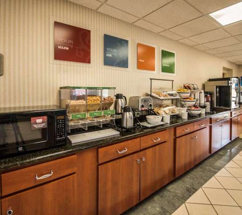 Comfort Inn & Suites - Morganton, NC