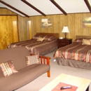Lake Chalet Motel & Campground - Hotels