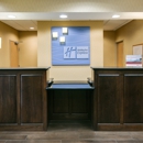 Holiday Inn Express & Suites Clinton by IHG - Hotels
