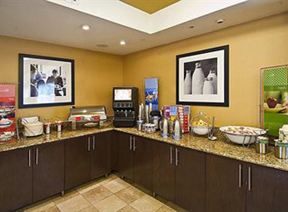 Hampton Inn Biloxi/Ocean Springs - Biloxi, MS