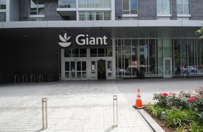 Giant Food 1400 7th St NW, Washington 