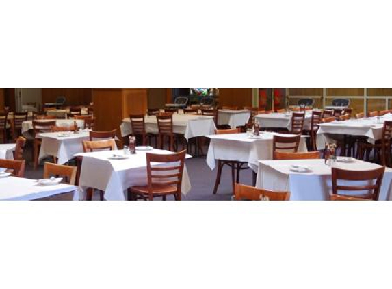 The Ponds Hotel - Waurn Ponds, VIC