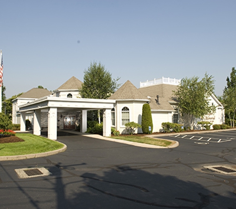 Duksa Family Funeral Homes at Newington Memorial - Newington, CT