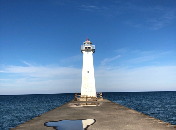 Sodus Bay Lighthouse Museum - Sodus Point, NY