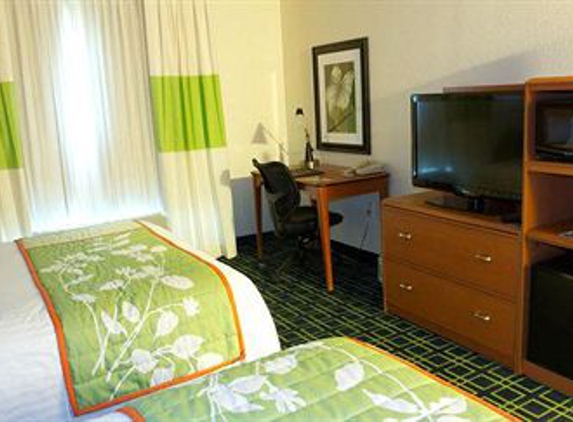 Fairfield Inn & Suites - Beloit, WI