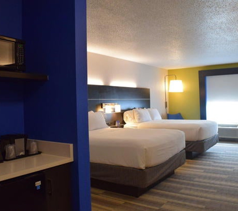 Holiday Inn Express & Suites Sparta - Sparta, IL