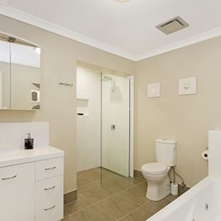 Affordable Tiling & Waterproofing - Kirwan, QLD