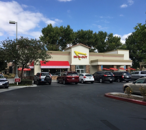 In-N-Out Burger - Menifee, CA