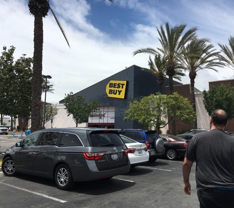 Best Buy - Cerritos, CA