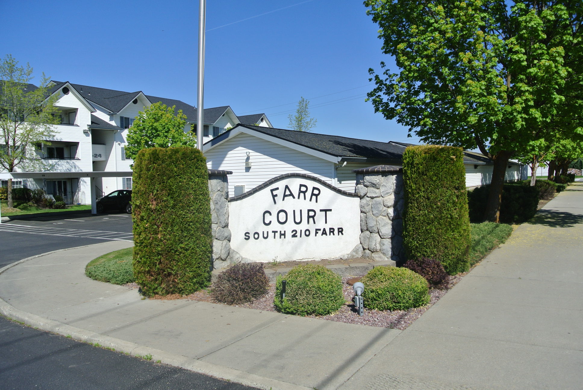Farr Court Apartments 210 S Farr Rd, Spokane Valley, WA ...