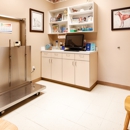 Claws & Paws Veterinary Hospital - Veterinarians