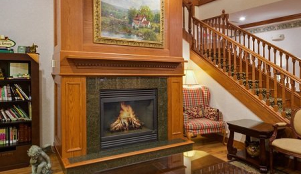 Country Inns & Suites - Effingham, IL