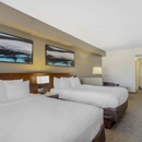 Comfort Suites East - Motels