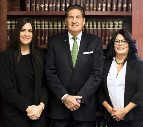The Law Offices of Christopher D. Edmonds, Ltd. - Westchester, IL