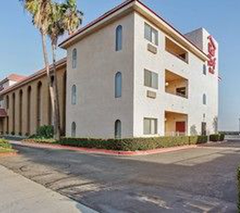 Red Roof Inn - Ontario, CA