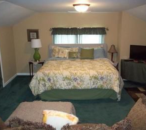 Tin Brook Bed & Breakfast - Walden, NY