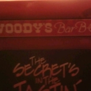 Woody's Bar B Q - Restaurants
