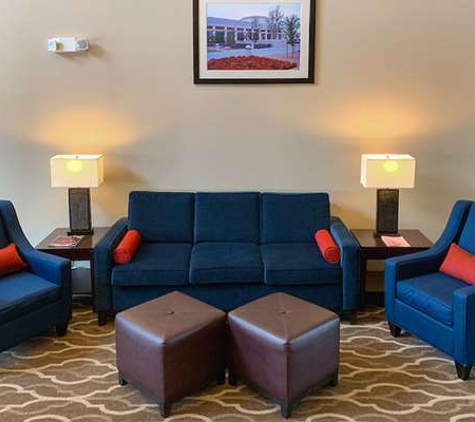 Comfort Suites Texas Ave - College Station, TX