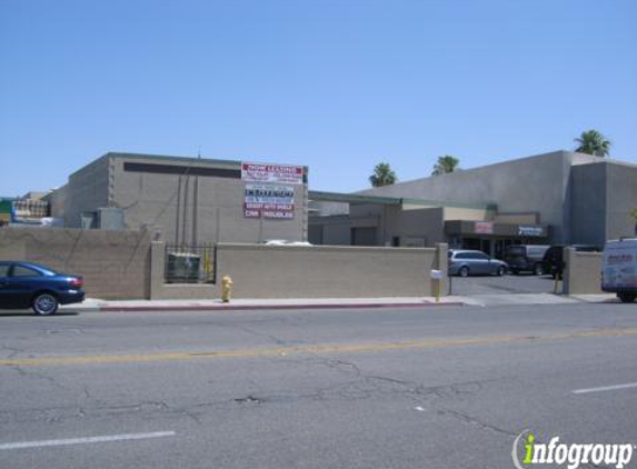 R & R Auto Service - Cathedral City, CA