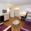 Red Roof Inn & Suites Wytheville - Lodging