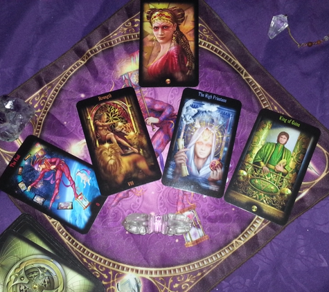 Serenity Angel Energy Healing Oracle and Tarot Readings. Serenity 5-card Reading