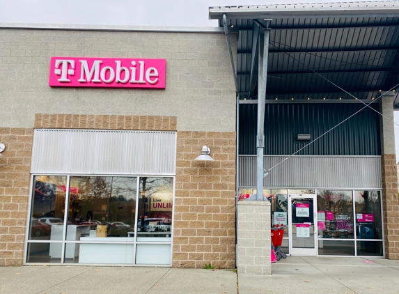 T-Mobile - Woodinville, WA