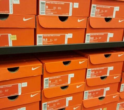 Nike Factory Store - Vacaville - Vacaville, CA